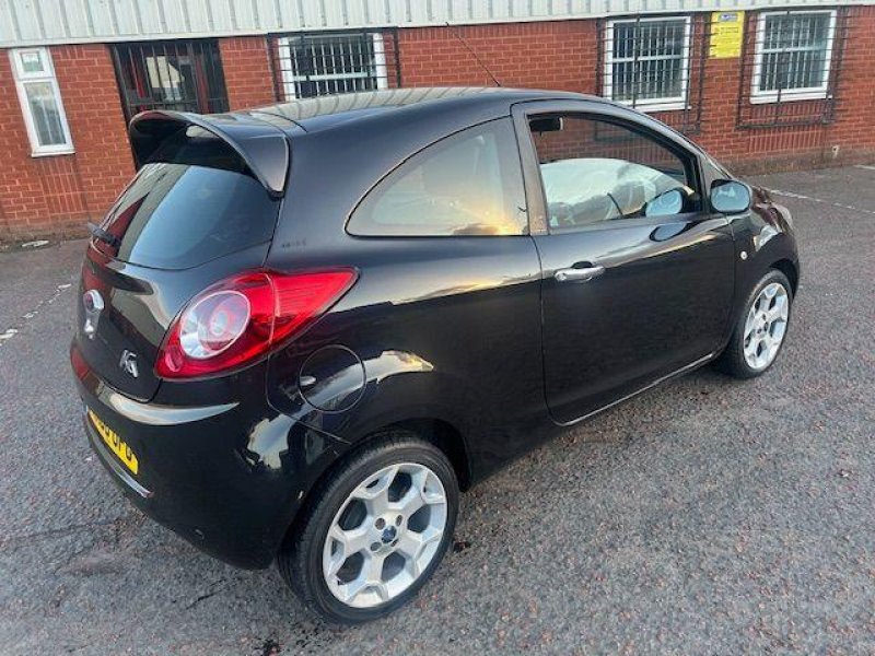FORD KA