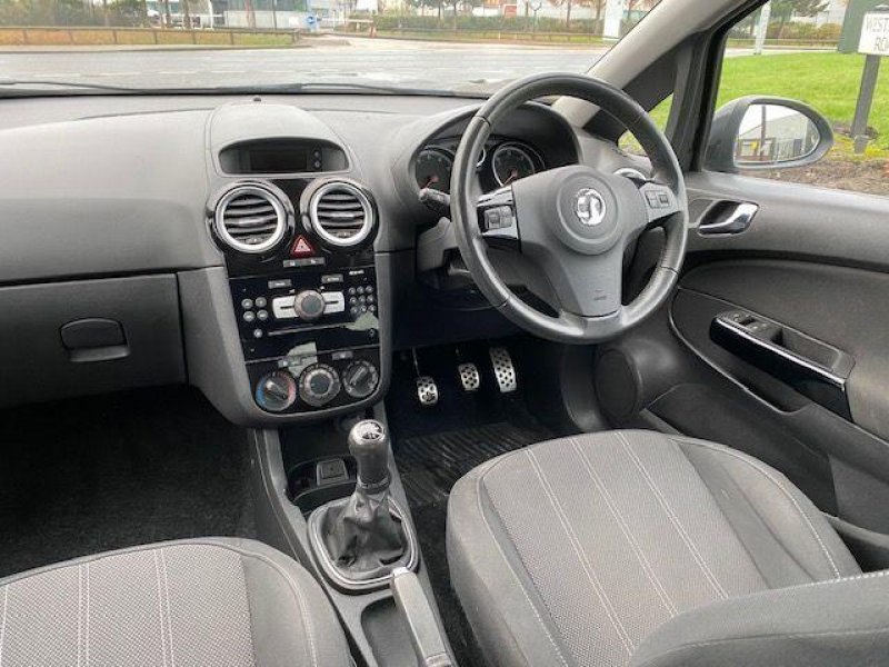 VAUXHALL CORSA