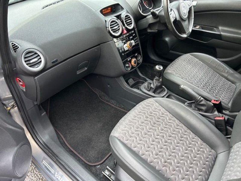 VAUXHALL CORSA