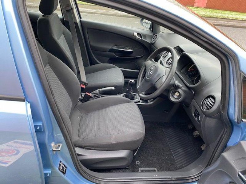 VAUXHALL CORSA