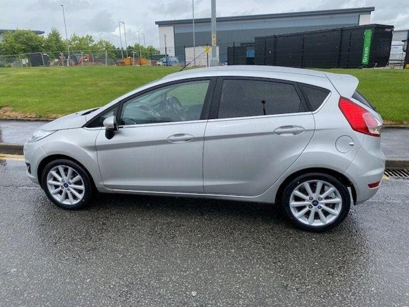FORD FIESTA