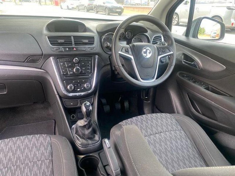 VAUXHALL MOKKA