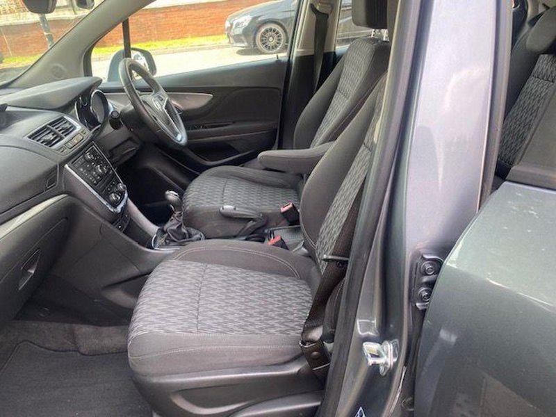 VAUXHALL MOKKA