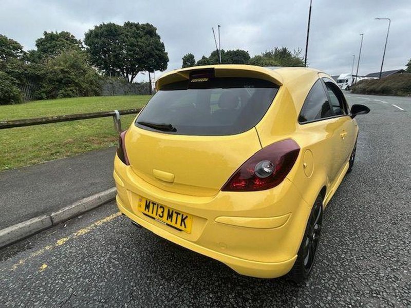 VAUXHALL CORSA