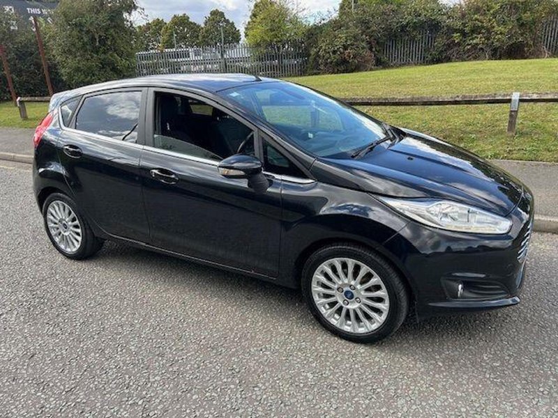 FORD FIESTA 1.0T EcoBoost Titanium Euro 5 (s/s) 5dr